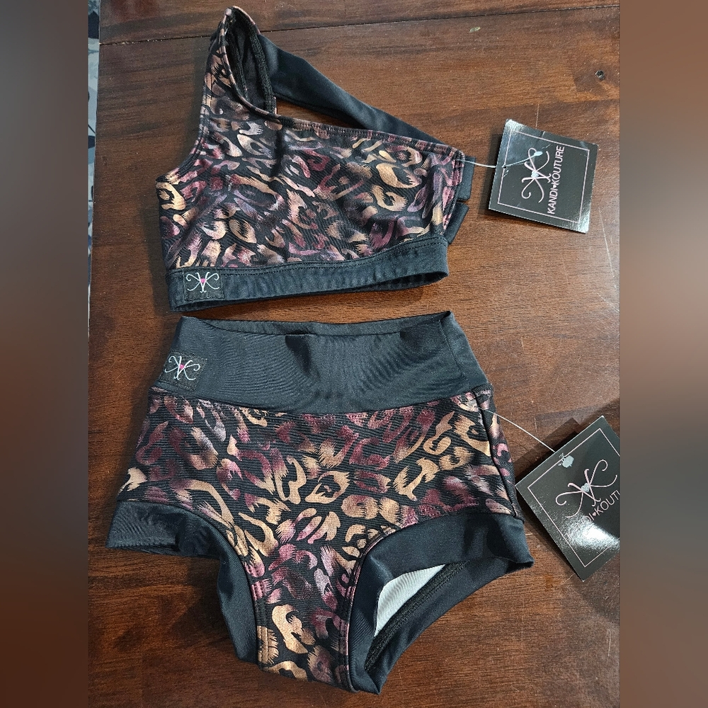 NWT Kandi Kouture CS dance set